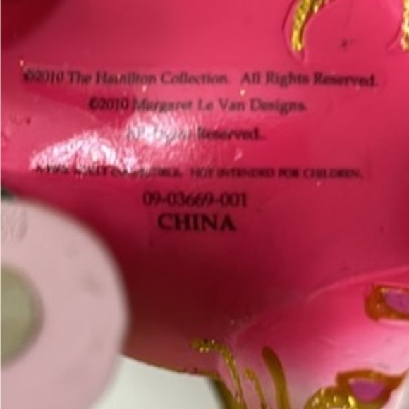 Margaret Le Van Pink Elephant. Reach High For Hope. Limited. - Picture 8 of 11